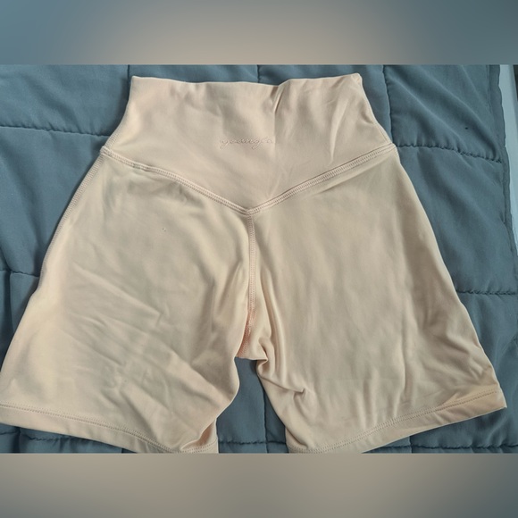 NWOT YOUNGLA BIKER SHORTS - Picture 5 of 7